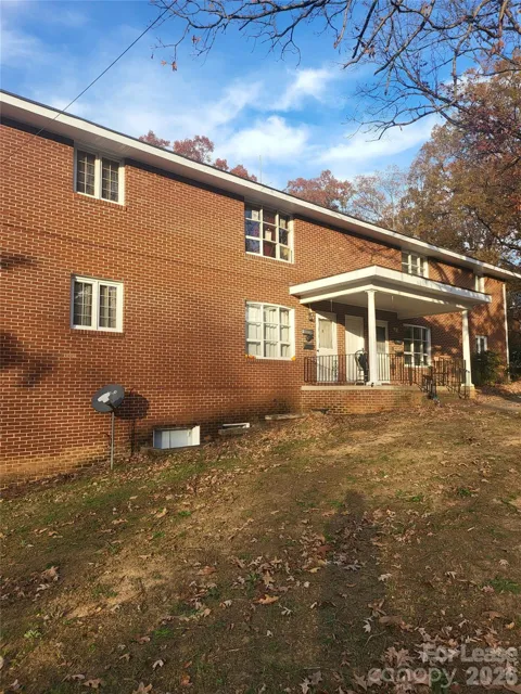 451 Montgomery Avenue #5