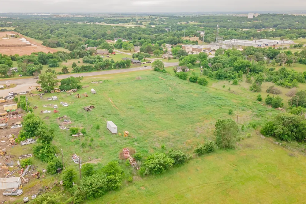 1704 W Fm 917 Burleson, TX 76058