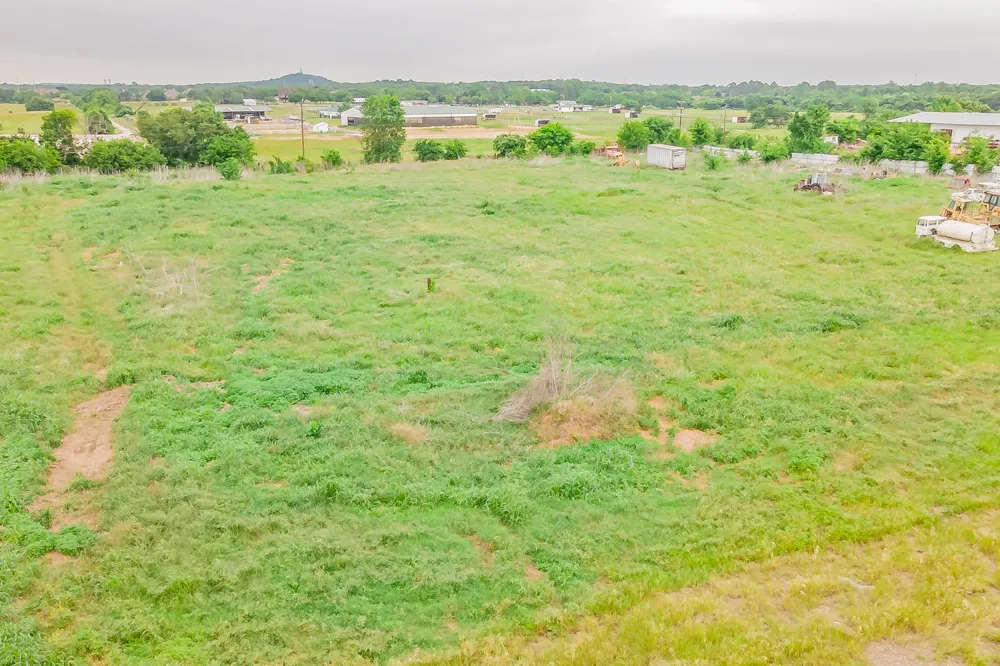 1704 W Fm 917 Burleson, TX 76058