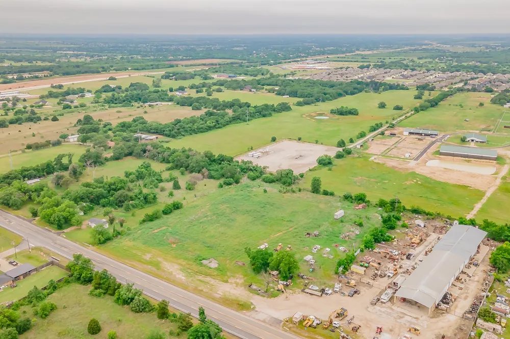 1704 W Fm 917 Burleson, TX 76058