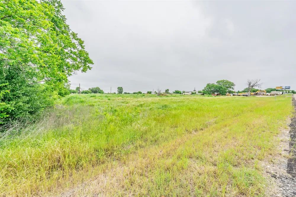 1704 W Fm 917 Burleson, TX 76058