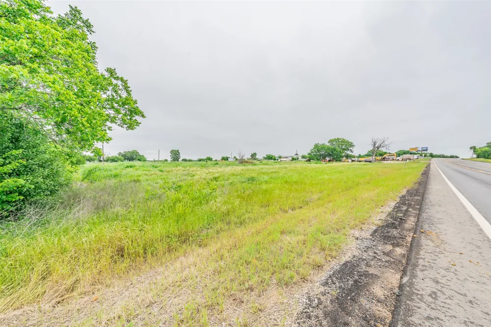 1704 W Fm 917 Burleson, TX 76058