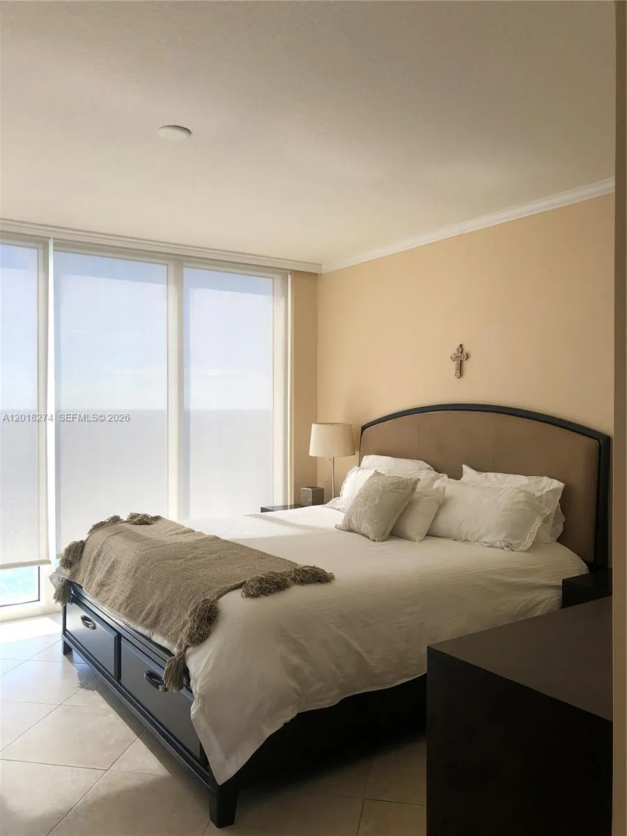 16699 Collins Ave #2003 Sunny Isles Beach, FL 33160