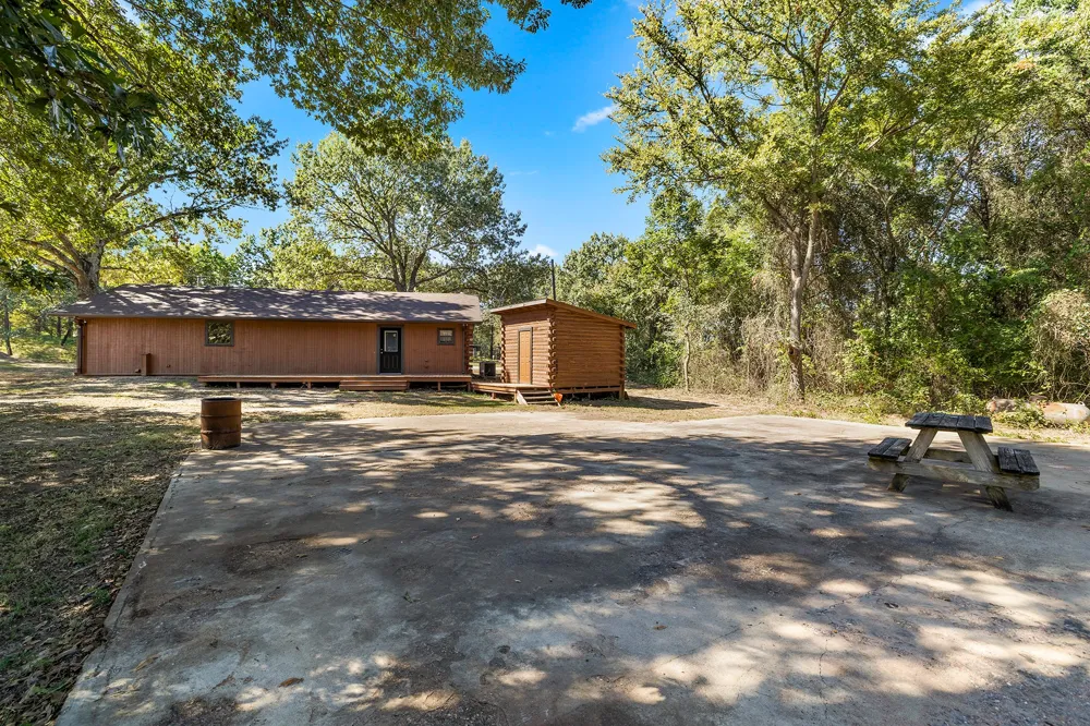 1620 Fm 17 Alba, TX 75410