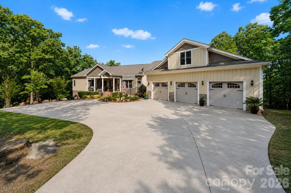 2207 Sierra Trace Road Denton, NC 27239