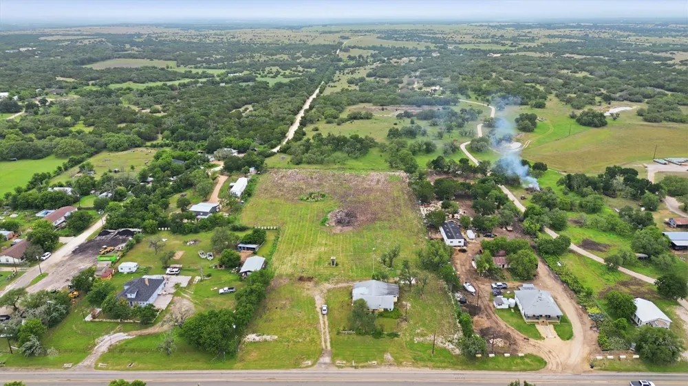 704 Fm 2657 Briggs, TX 78608