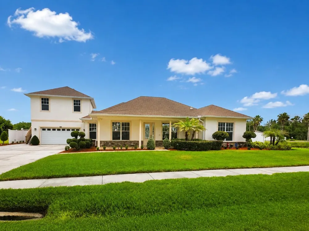 6402 BARCELLONA ROAD Land O Lakes, FL 34637