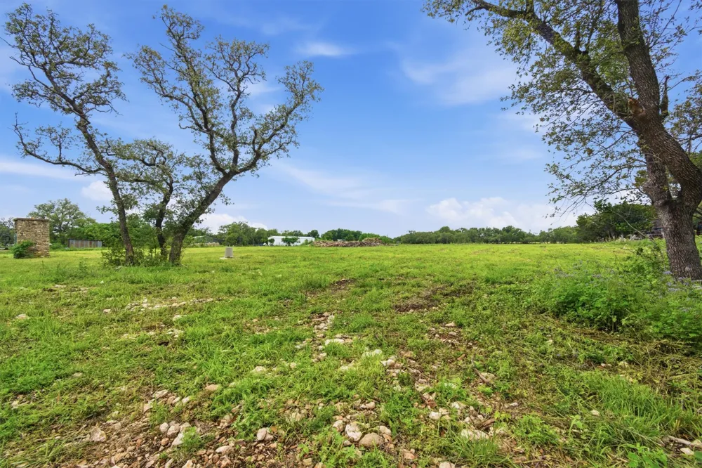704 Fm 2657 Briggs, TX 78608