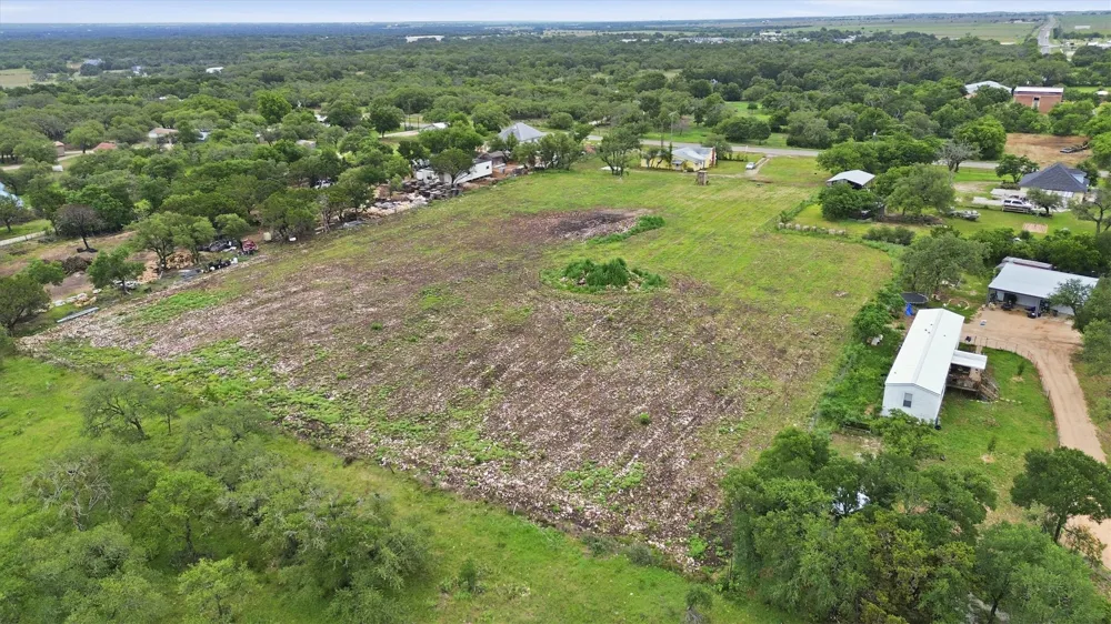704 Fm 2657 Briggs, TX 78608