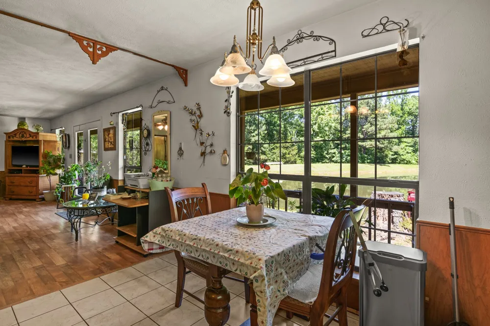 4469 County Road 1579 Avinger, TX 75630