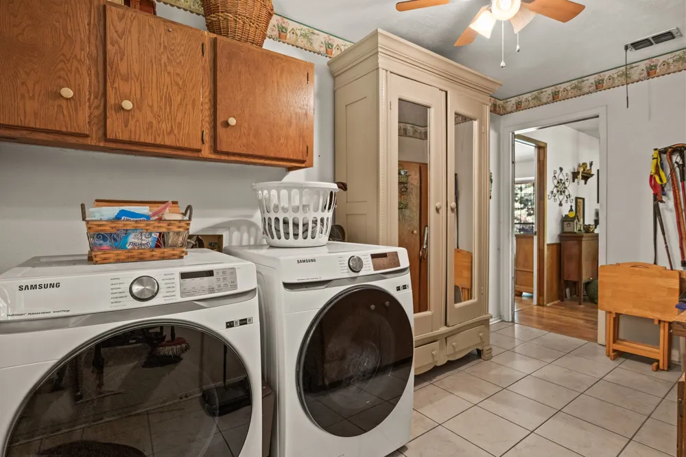 4469 County Road 1579 Avinger, TX 75630