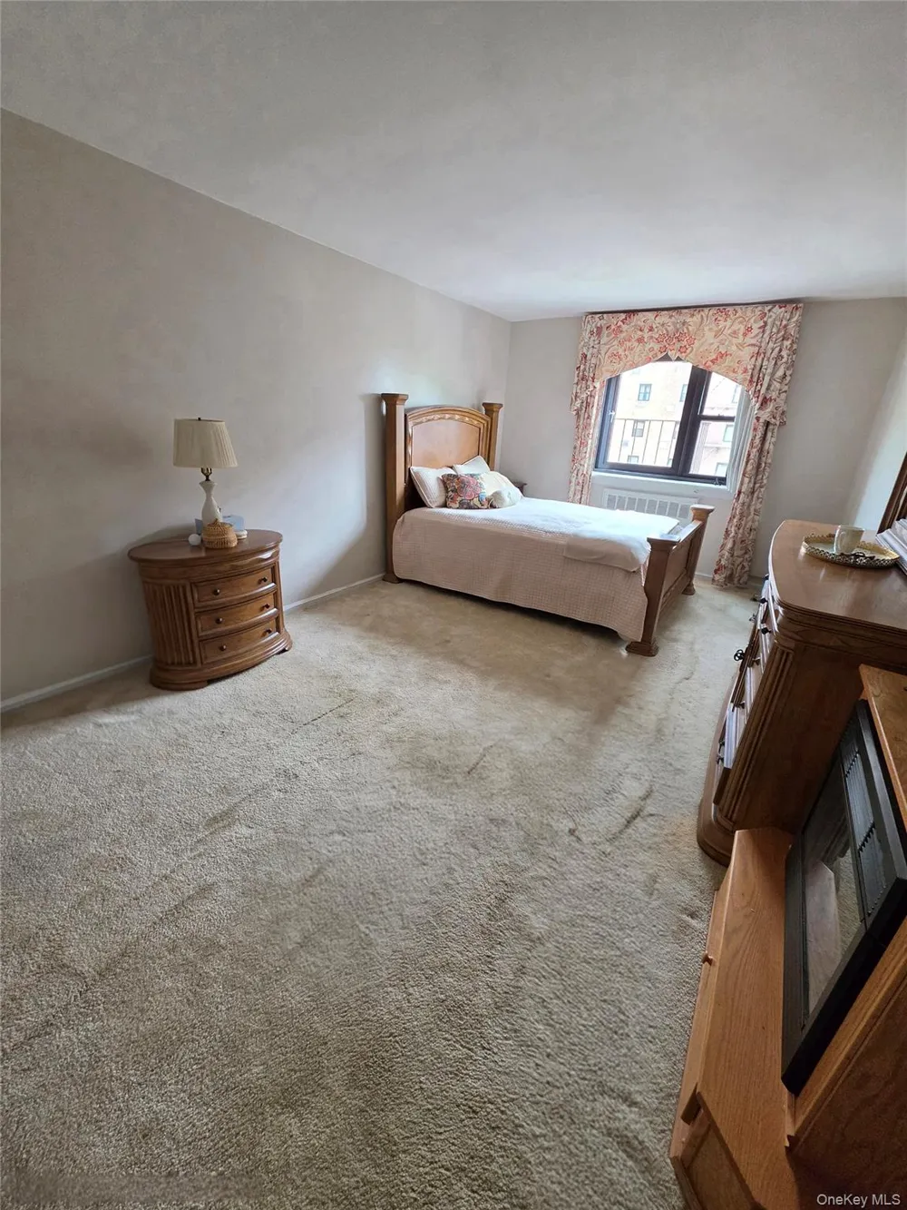 88-25 155th Ave #3M Howard Beach, NY 11414