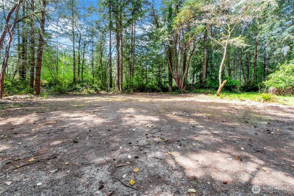 16405 84th Street NW Lakebay, WA 98349