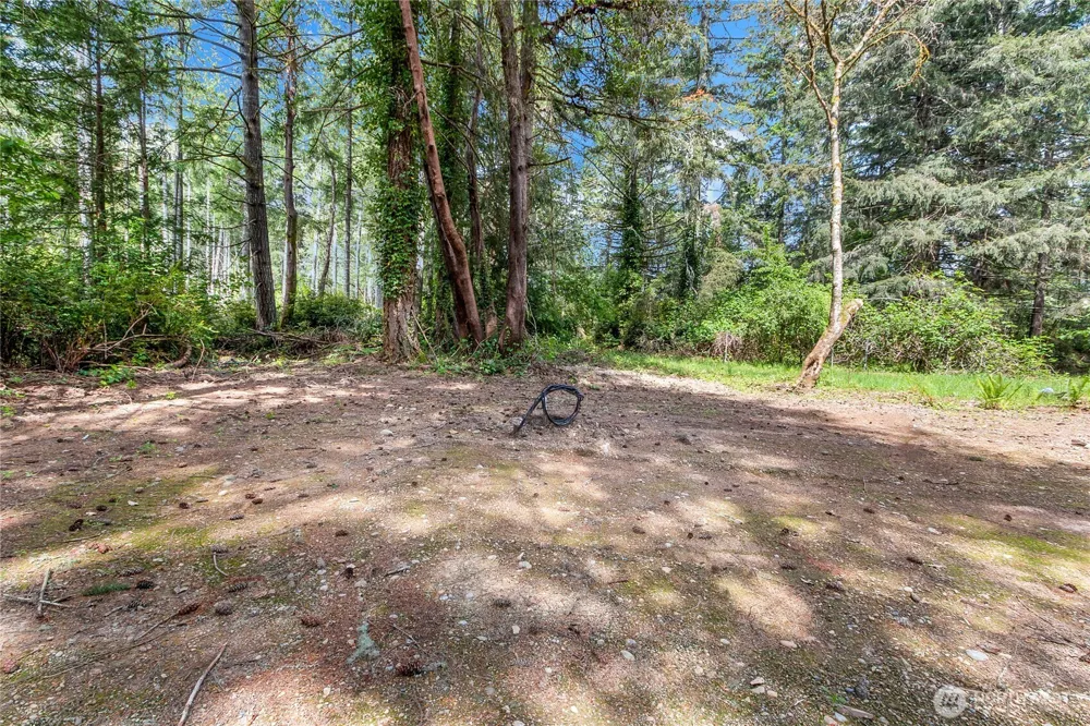 16405 84th Street NW Lakebay, WA 98349