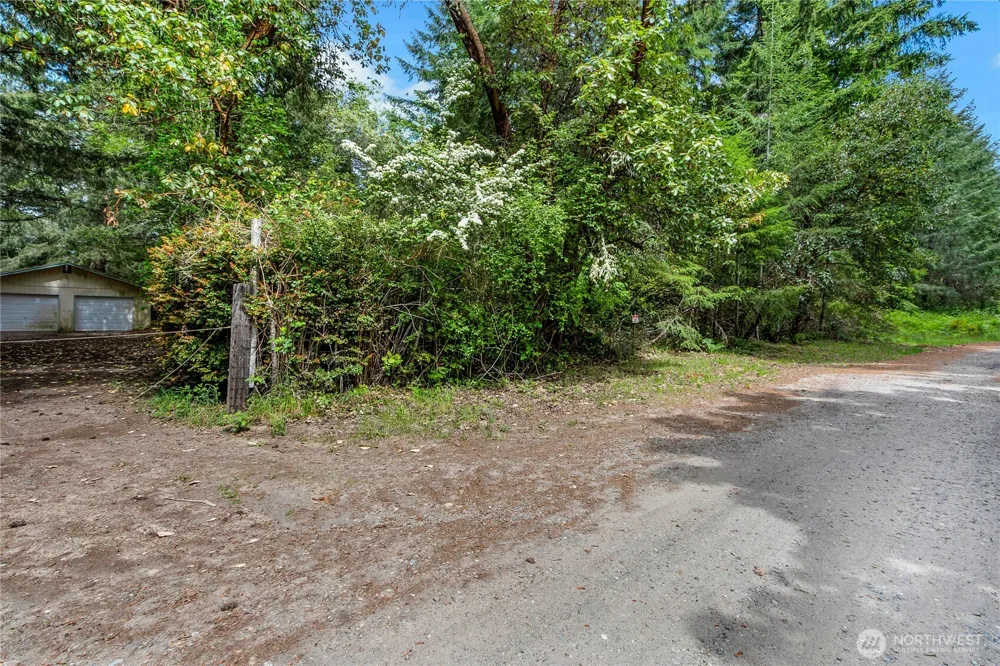 16405 84th Street NW Lakebay, WA 98349