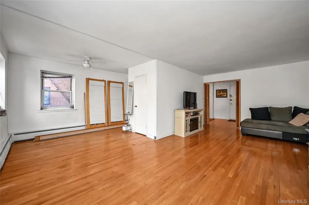 99-10 60Ave #3B Corona, NY 11368