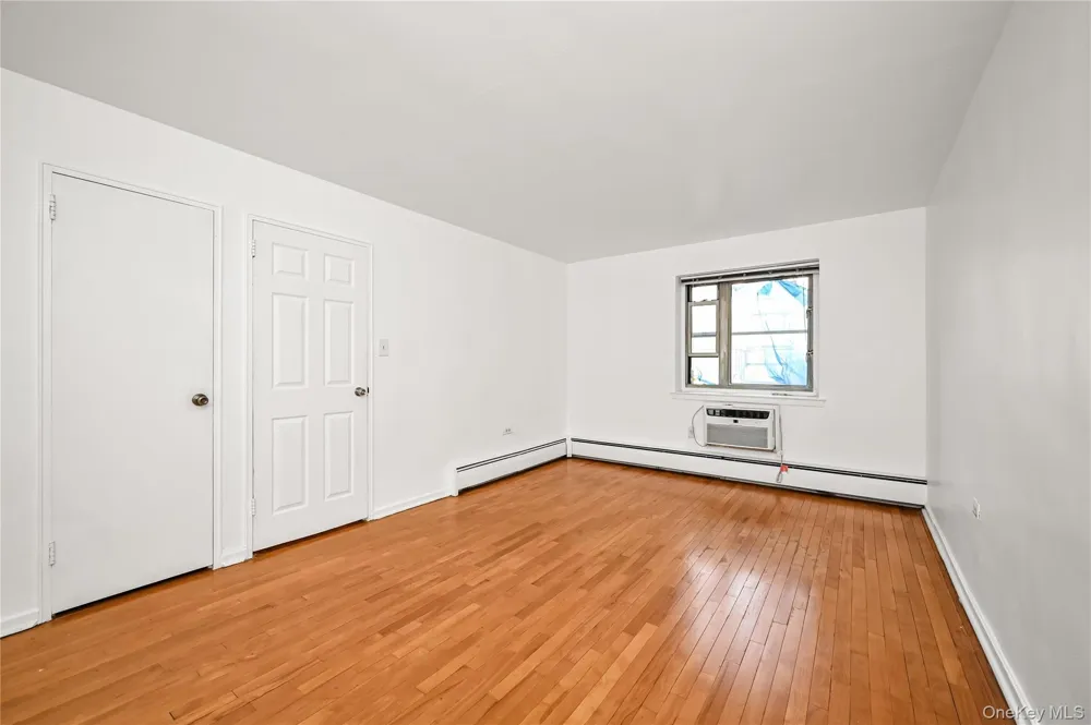 99-10 60Ave #3B Corona, NY 11368