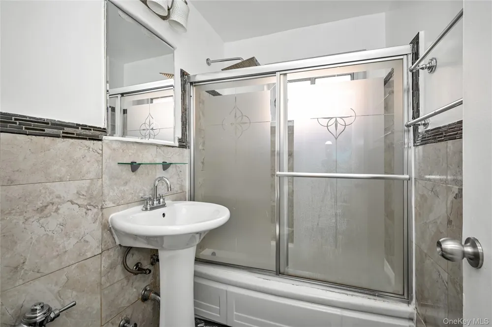 99-10 60Ave #3B Corona, NY 11368