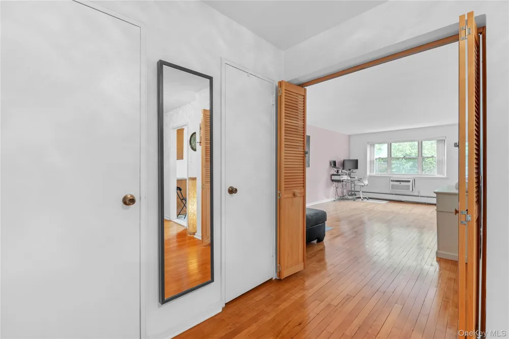 99-10 60Ave #3B Corona, NY 11368