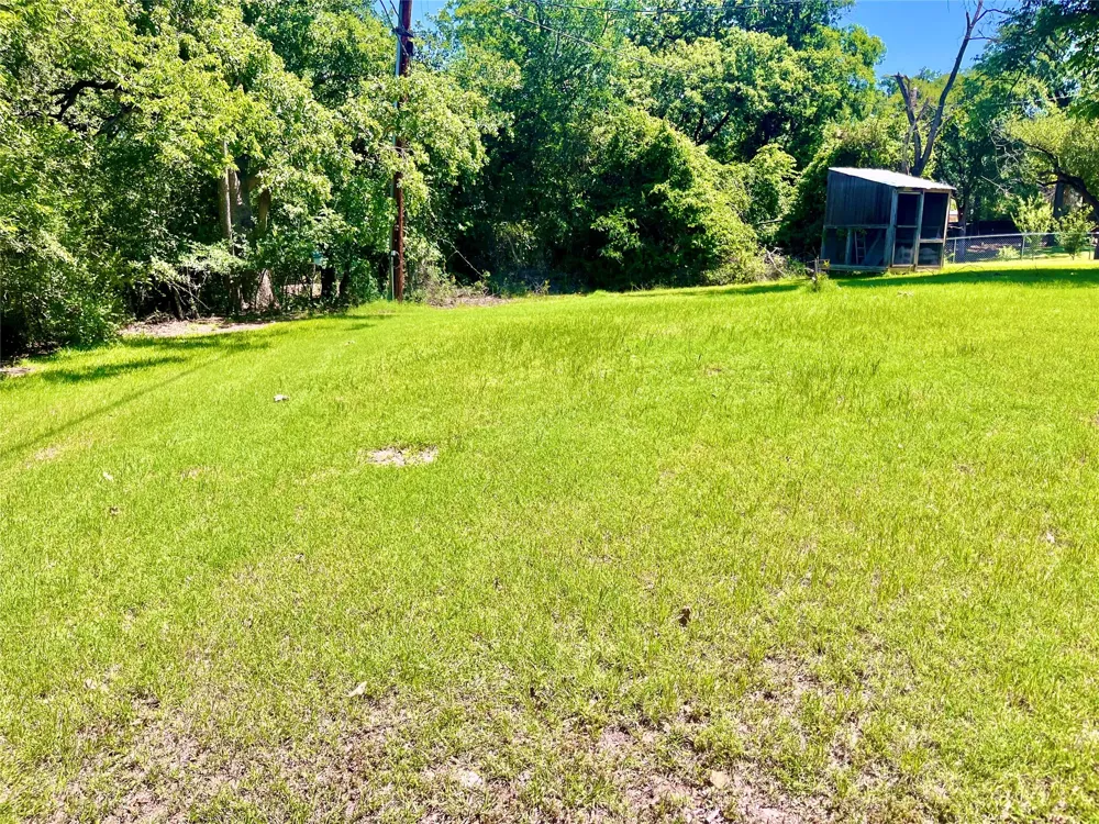 601 Navajo Trail Hamilton, TX 76531