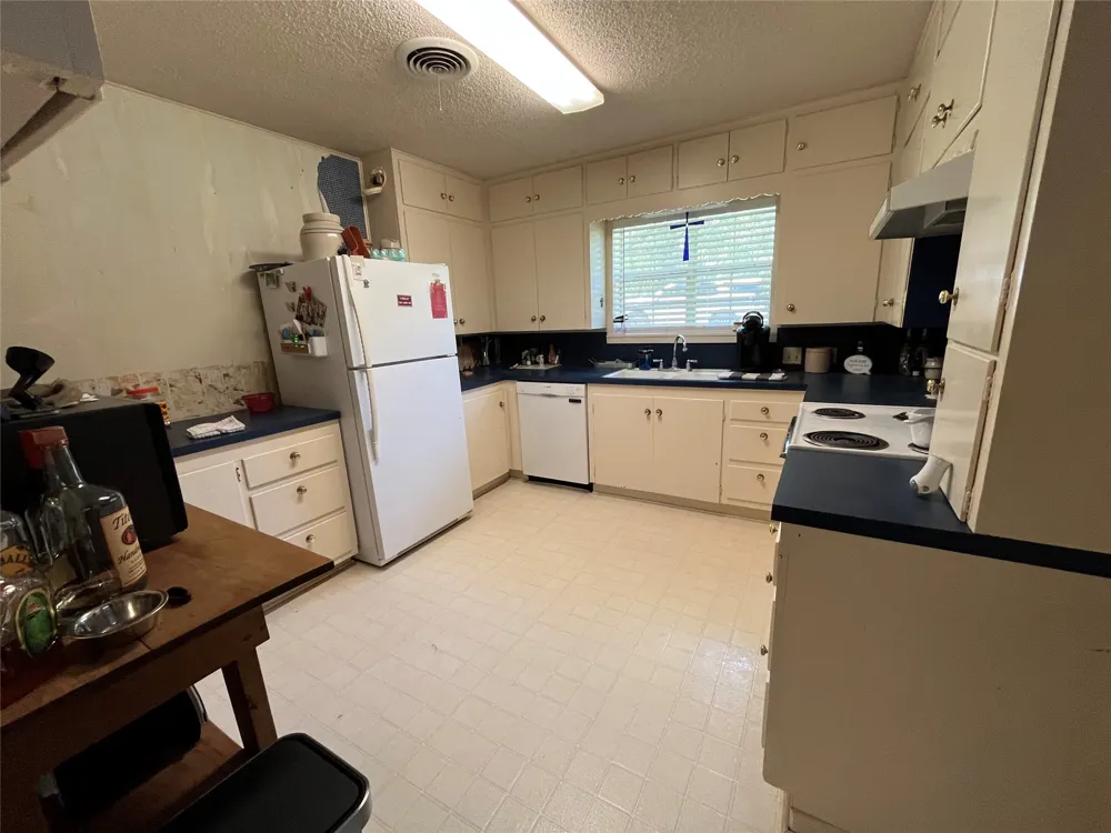 601 Navajo Trail Hamilton, TX 76531