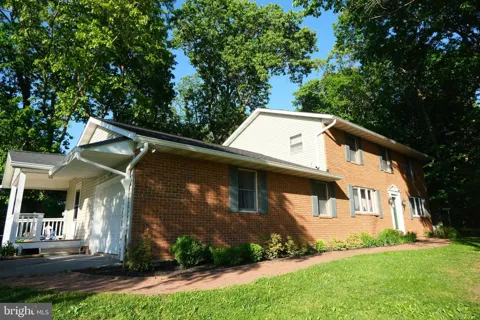 6441 WOODBINE ROAD