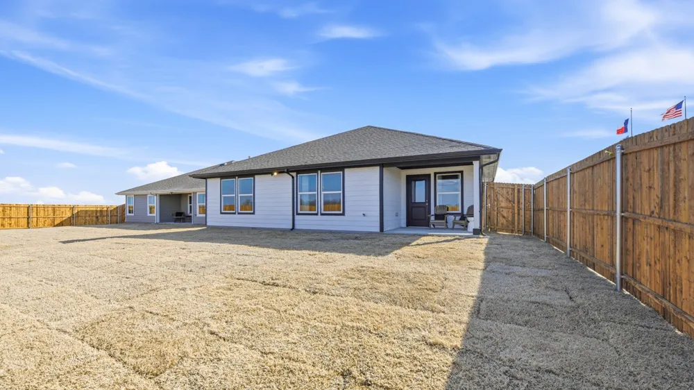113 TUMBLEWEED DRIVE Newark, TX 76071