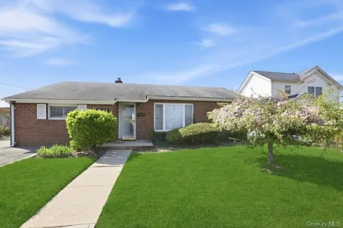 4169 Iris Place