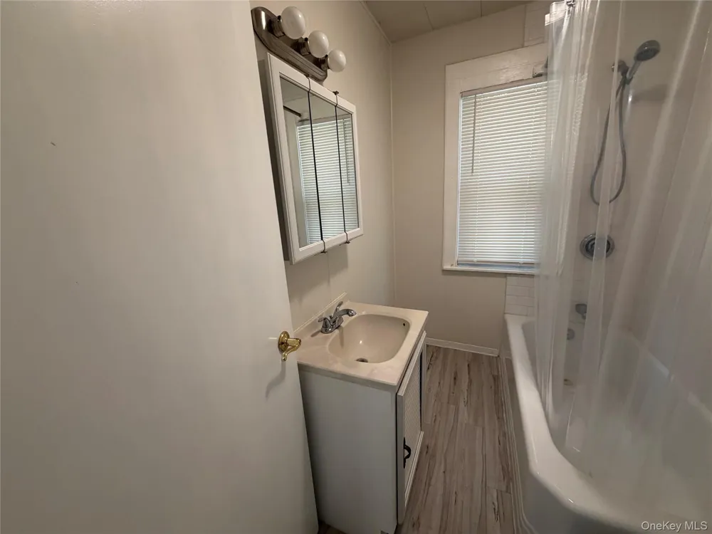 14 Franklindale Avenue #B Wappingers Falls, NY 12590