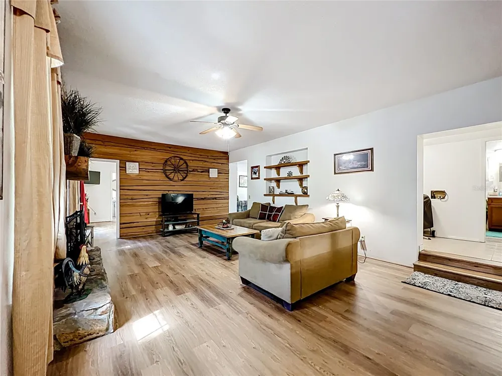 1338 SAINT NICHOLAS AVENUE Christmas, FL 32709