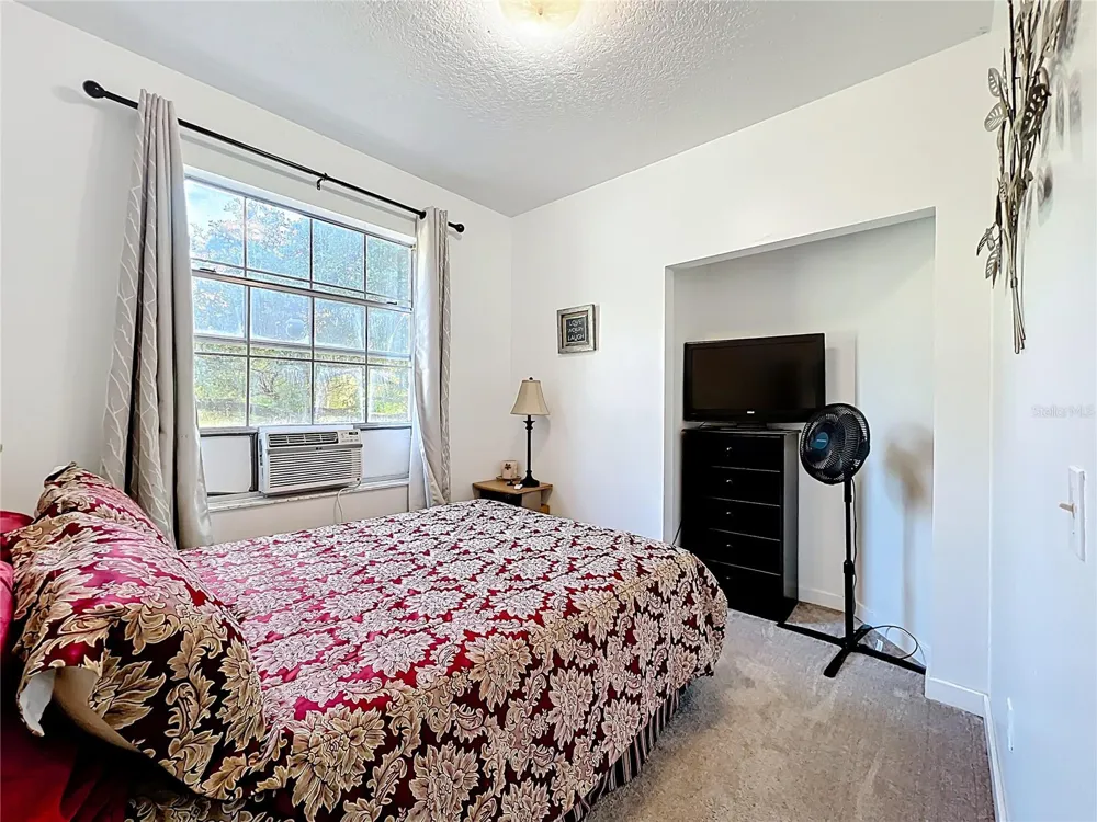 1338 SAINT NICHOLAS AVENUE Christmas, FL 32709