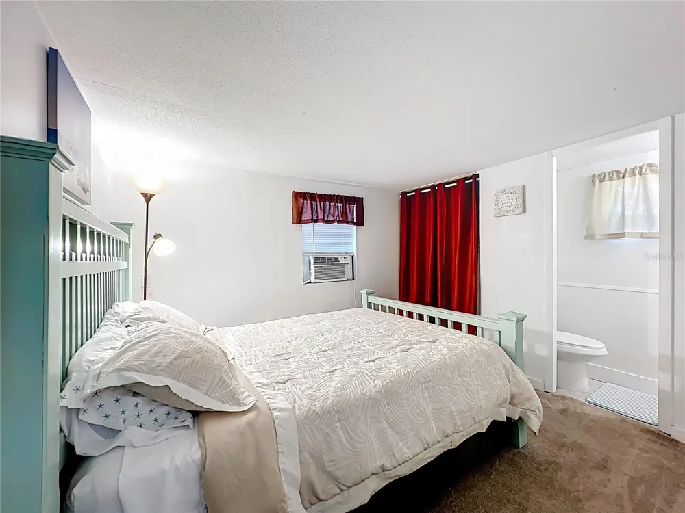 1338 SAINT NICHOLAS AVENUE Christmas, FL 32709