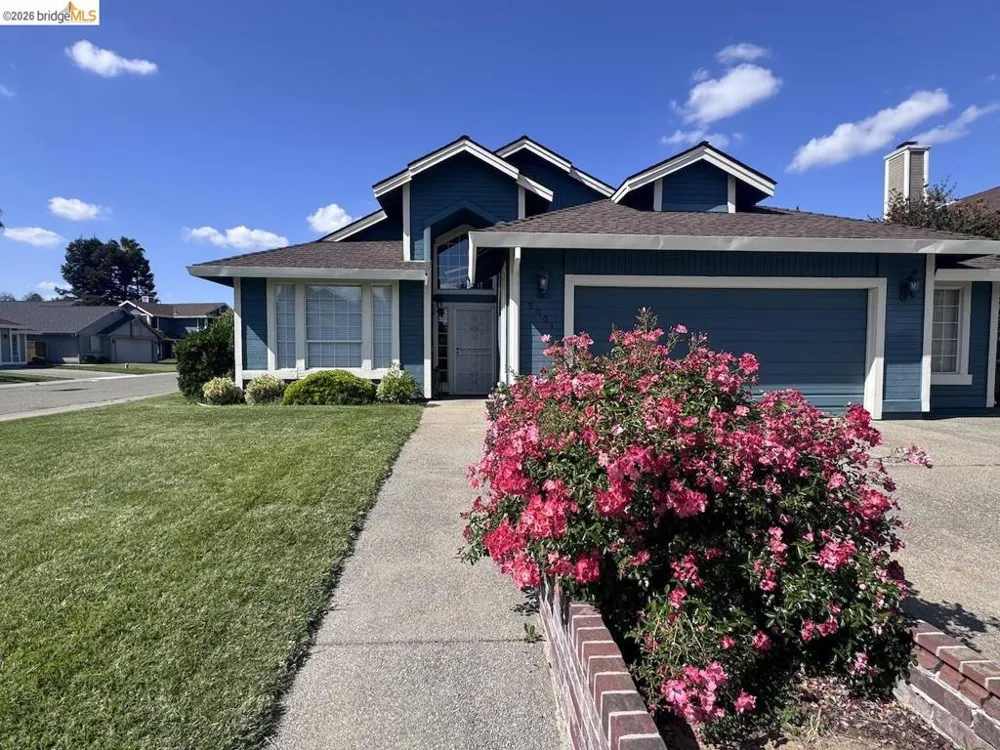 5001 Meadow Pass Way Antelope, CA 95843