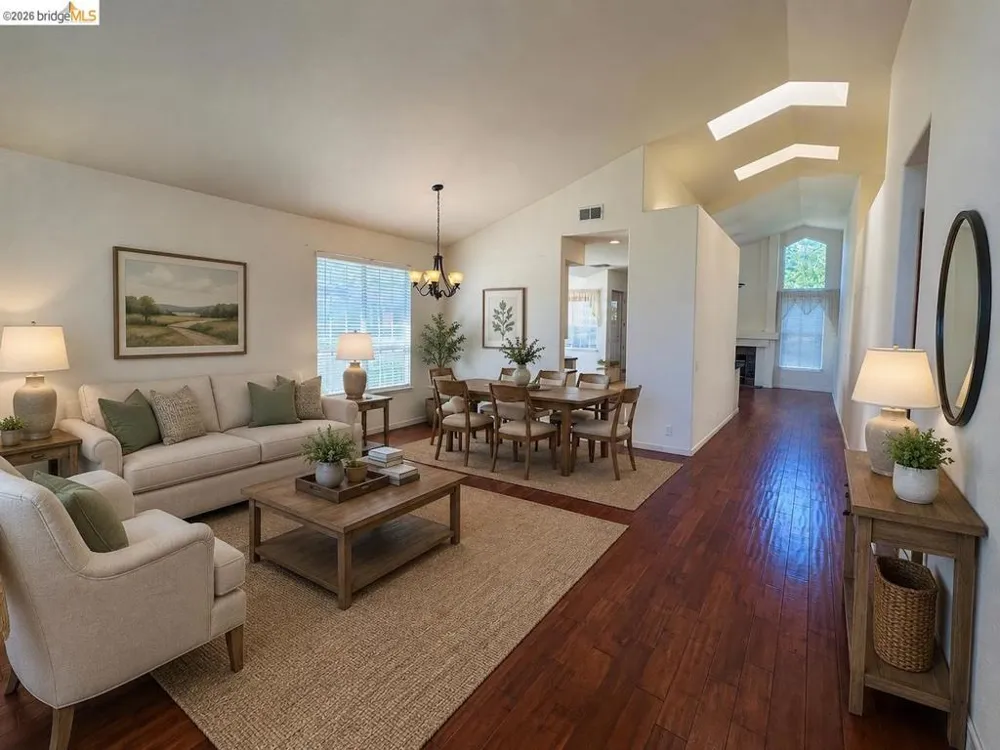 5001 Meadow Pass Way Antelope, CA 95843