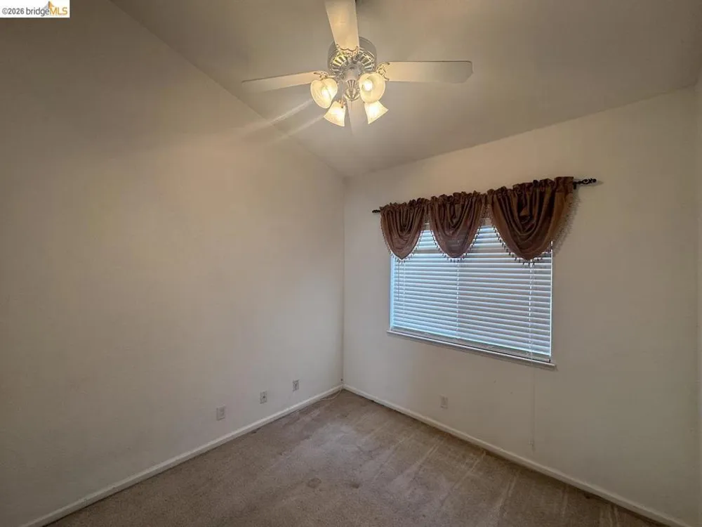 5001 Meadow Pass Way Antelope, CA 95843