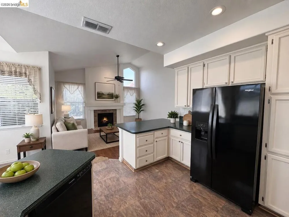 5001 Meadow Pass Way Antelope, CA 95843