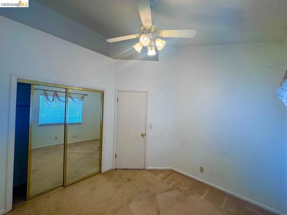 5001 Meadow Pass Way Antelope, CA 95843