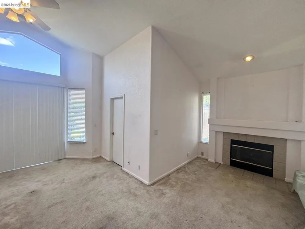 5001 Meadow Pass Way Antelope, CA 95843