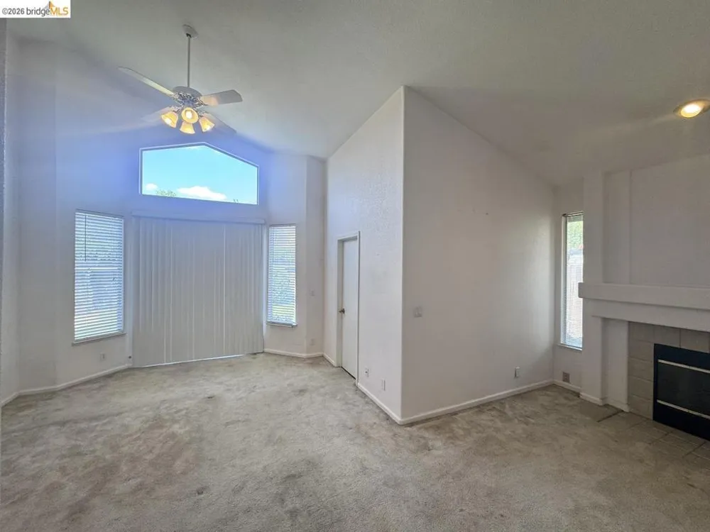 5001 Meadow Pass Way Antelope, CA 95843