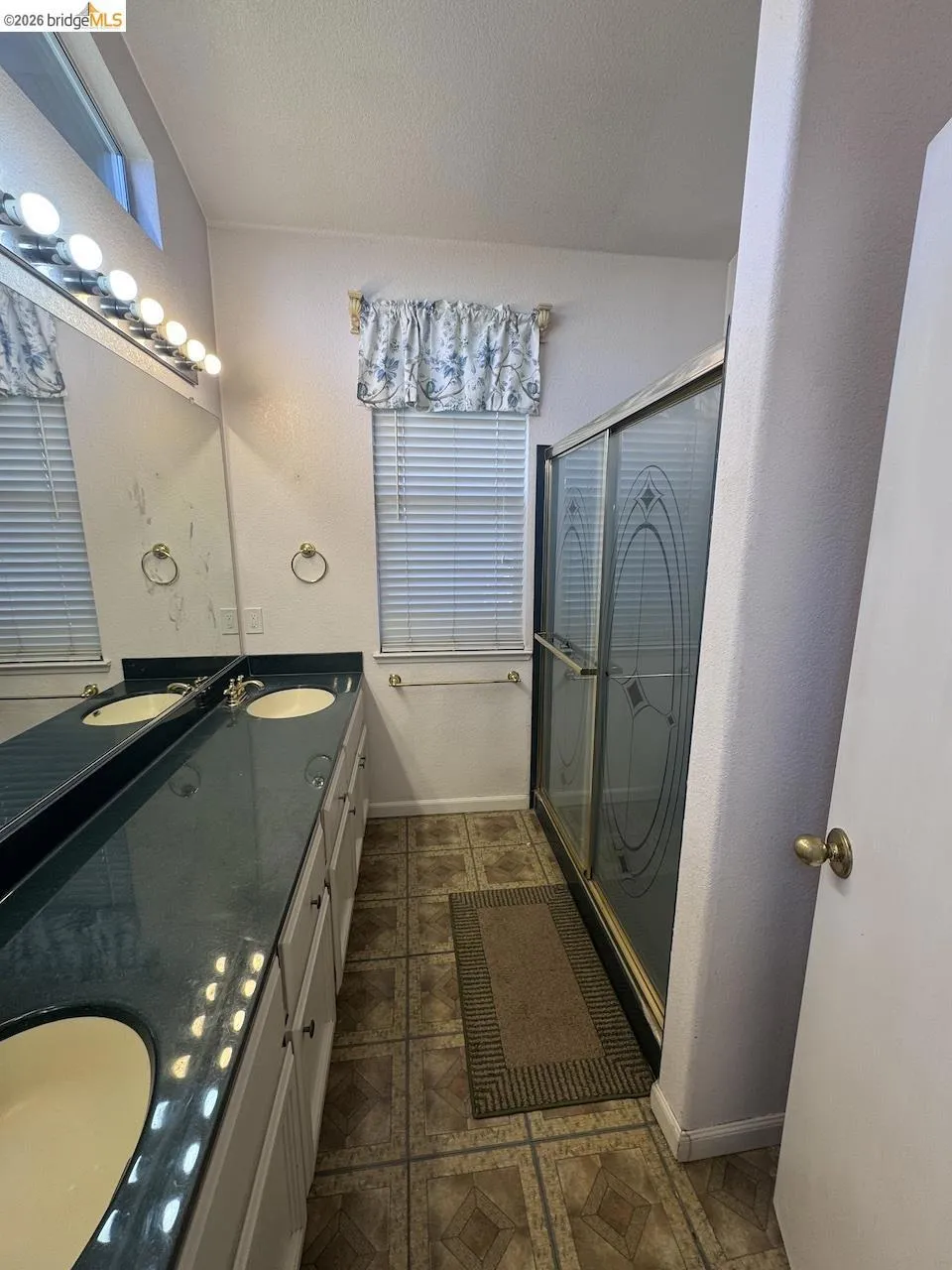 5001 Meadow Pass Way Antelope, CA 95843