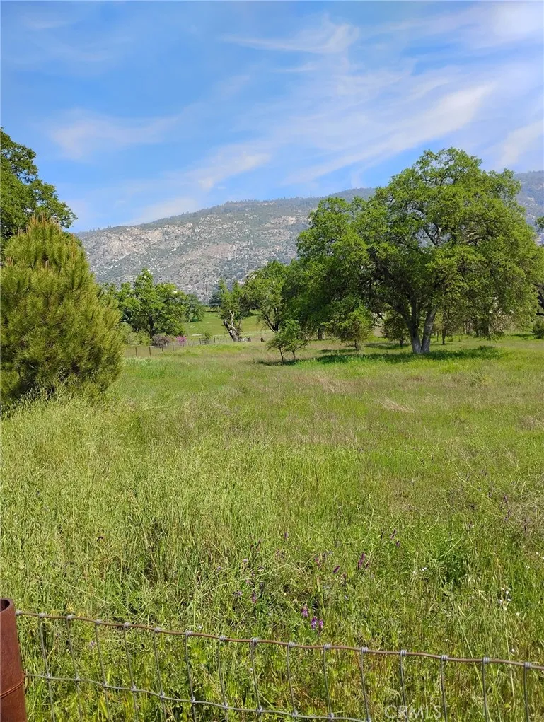 35400 Spanish Oak Auberry, CA 93602