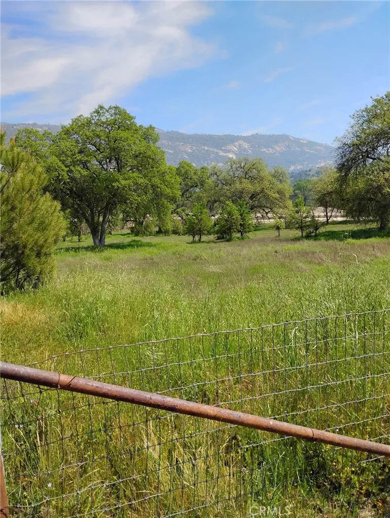 35400 Spanish Oak Auberry, CA 93602