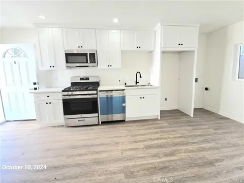 8524 Beverlywood Street #8524 1/4