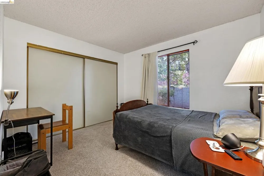 2567 El Portal Dr #A San Pablo, CA 94806
