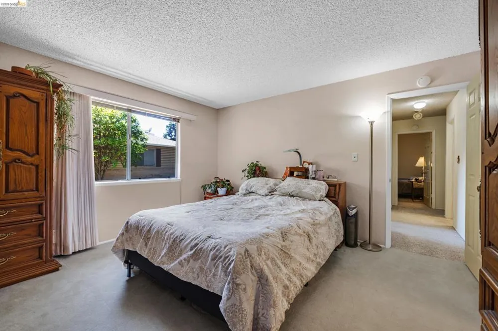 2567 El Portal Dr #A San Pablo, CA 94806