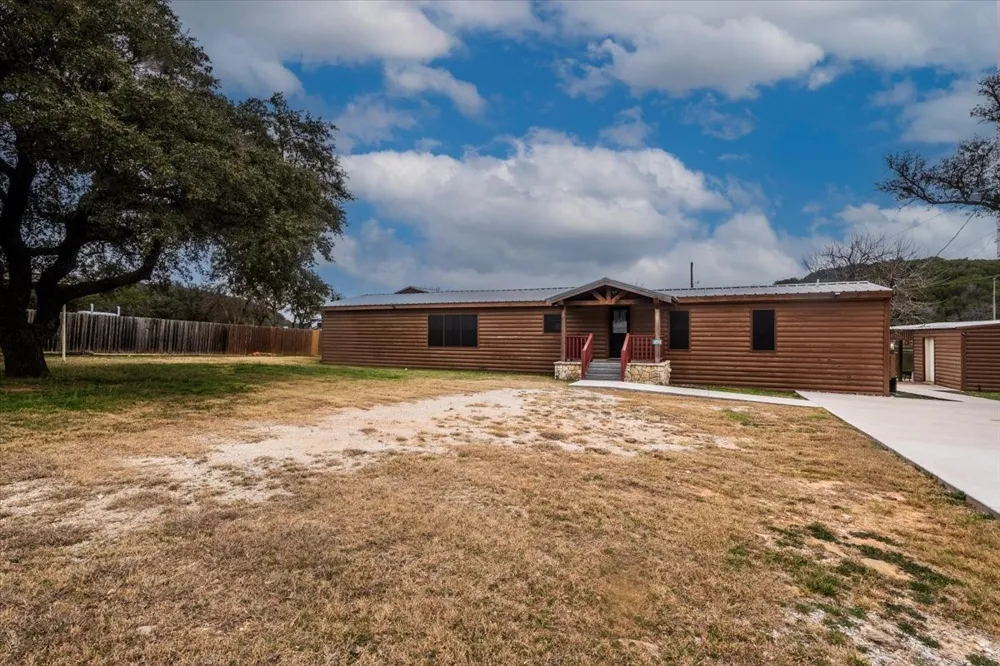 4551 FM 1148 Possum Kingdom Lake, TX 76450