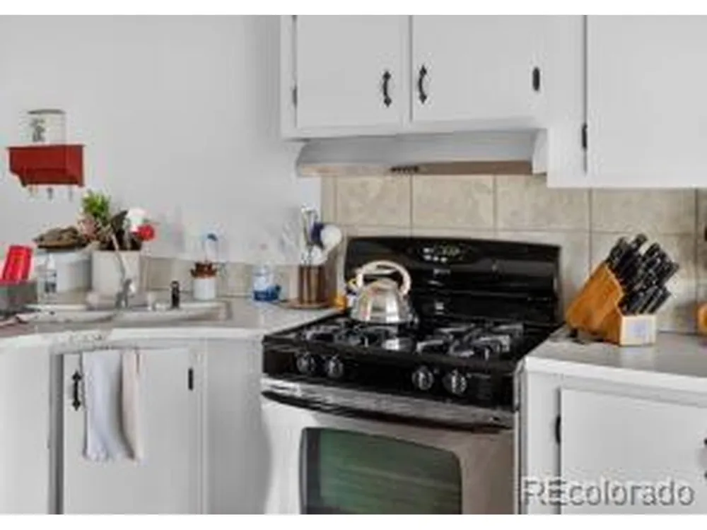 640 County Rd 571 Gardner, CO 81040