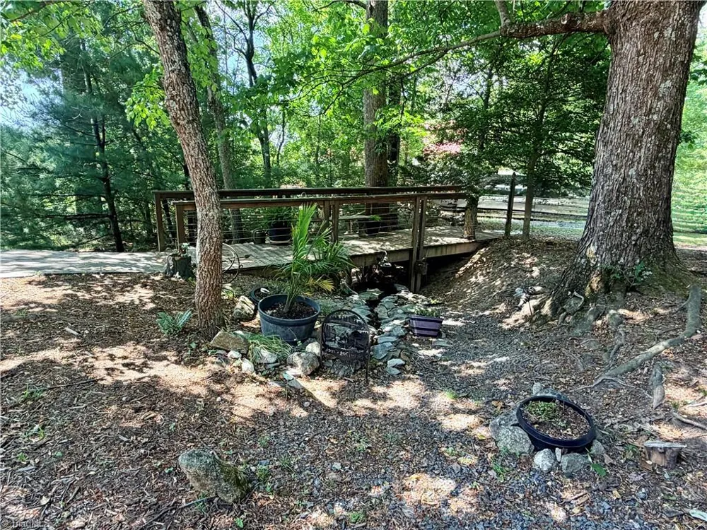 147 Fairview Drive Traphill, NC 28685