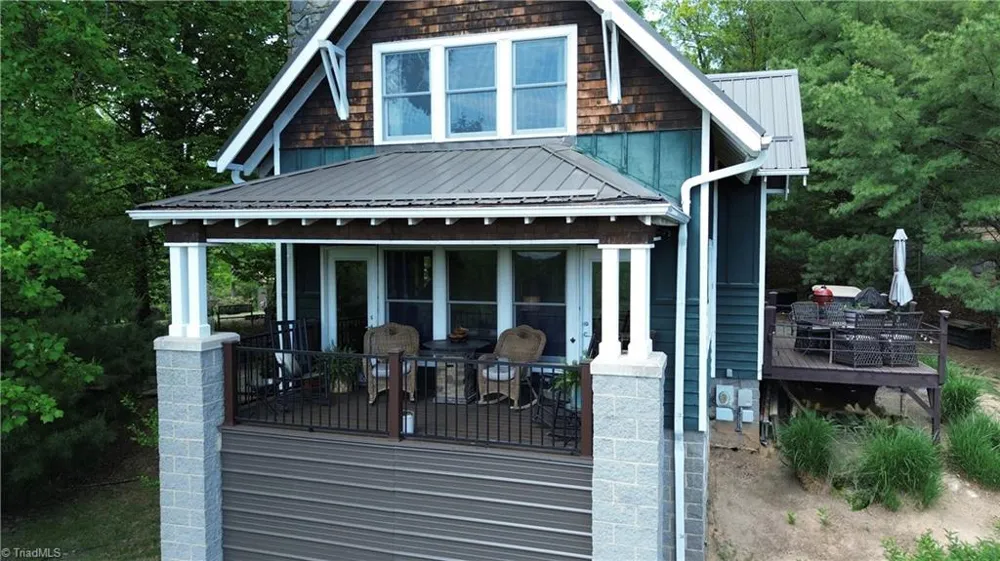 147 Fairview Drive Traphill, NC 28685