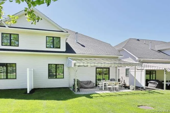 11 Silverwood Circle Suffern, NY 10901